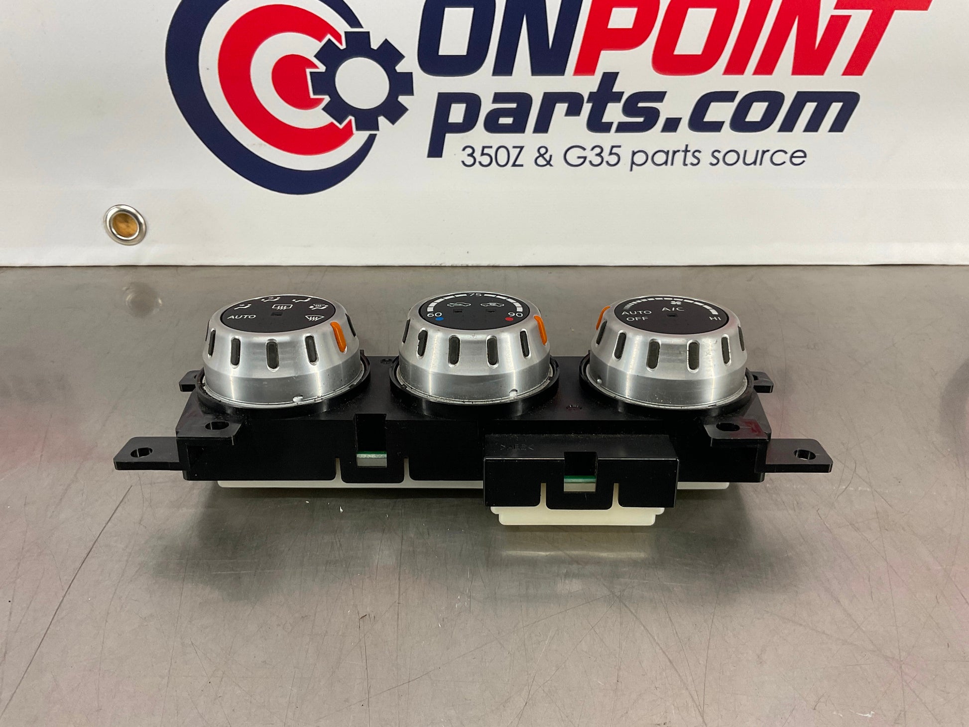 2006 Nissan 350Z Front AC Climate Controls and Switches OEM 12BI3DC - On Point Parts Inc