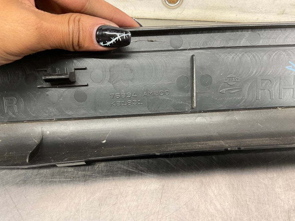 2003 Infiniti G35 Passenger Right Door Threshold Kick Plate 76984 OEM 13BEWE7 - On Point Parts Inc