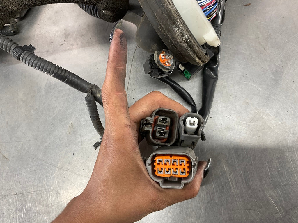 2004 Infiniti G35 VQ35DE Engine Wiring Harness 5 Speed Automatic 108k OEM 15BE4E - On Point Parts Inc