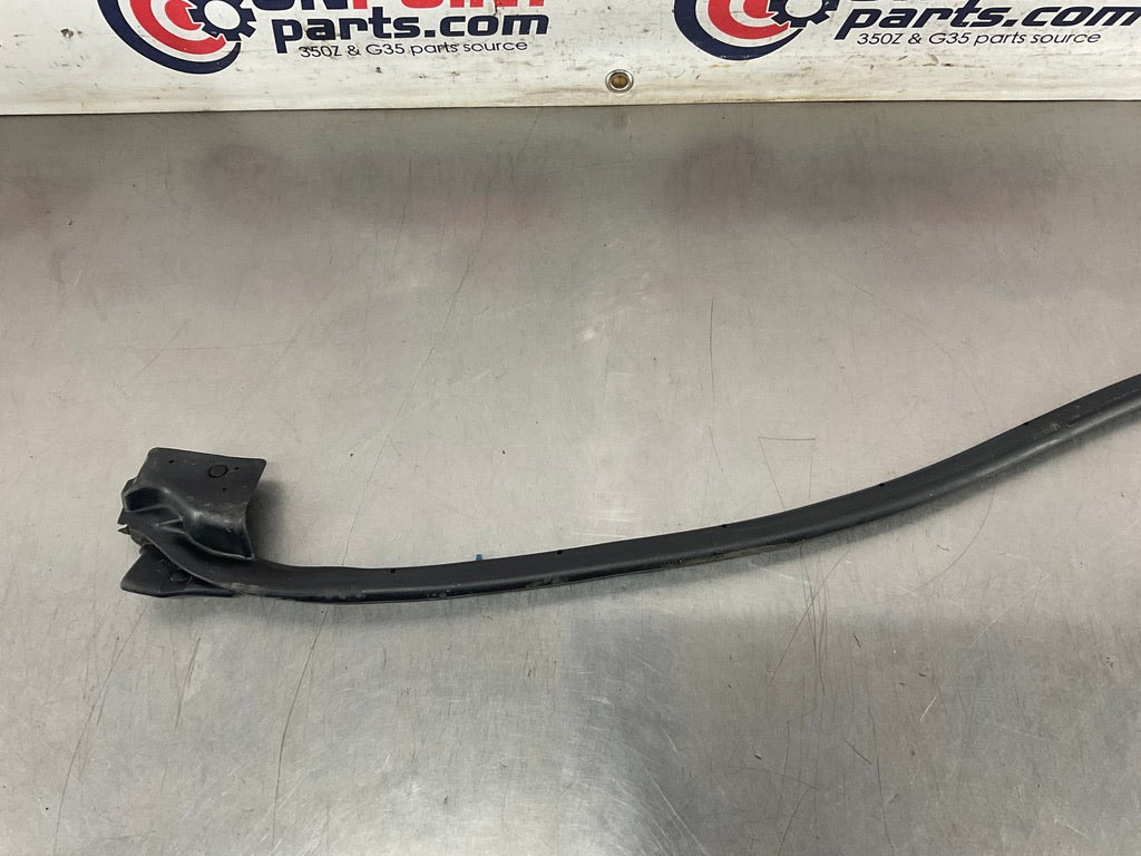 2003 Nissan 350Z Driver Left Lower Outer Door Seal 80831 OEM 23BCPEA - On Point Parts Inc