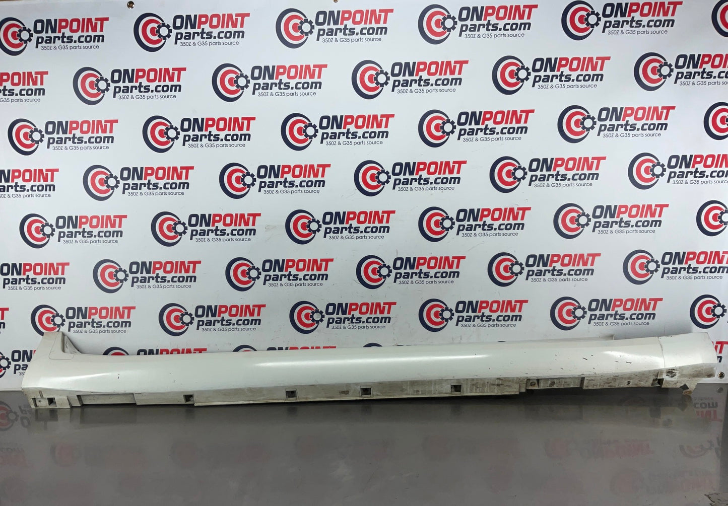 2013 Infiniti G37 Sedan Passenger Right Rocker Panel Side Skirt OEM 12BCGE5 - On Point Parts Inc