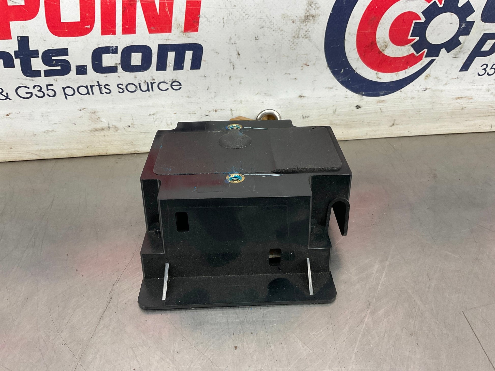 2004 Nissan 350Z Bose Subwoofer Amplifier Module 28060 OEM 14BEQEA - On Point Parts Inc