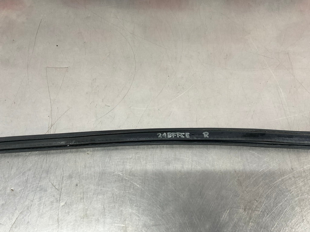 2005 Infiniti G35 Coupe Passenger Right Inner Door Seal OEM 24BFFEE - On Point Parts Inc