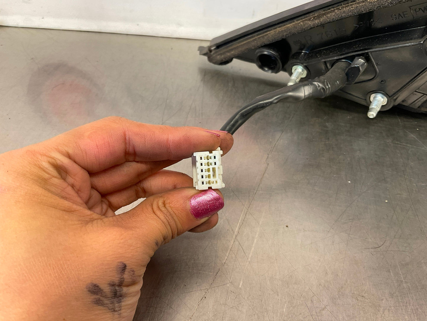 2008 Nissan 350Z Passenger Right Power Side View Mirror OEM 13BASDE - On Point Parts Inc