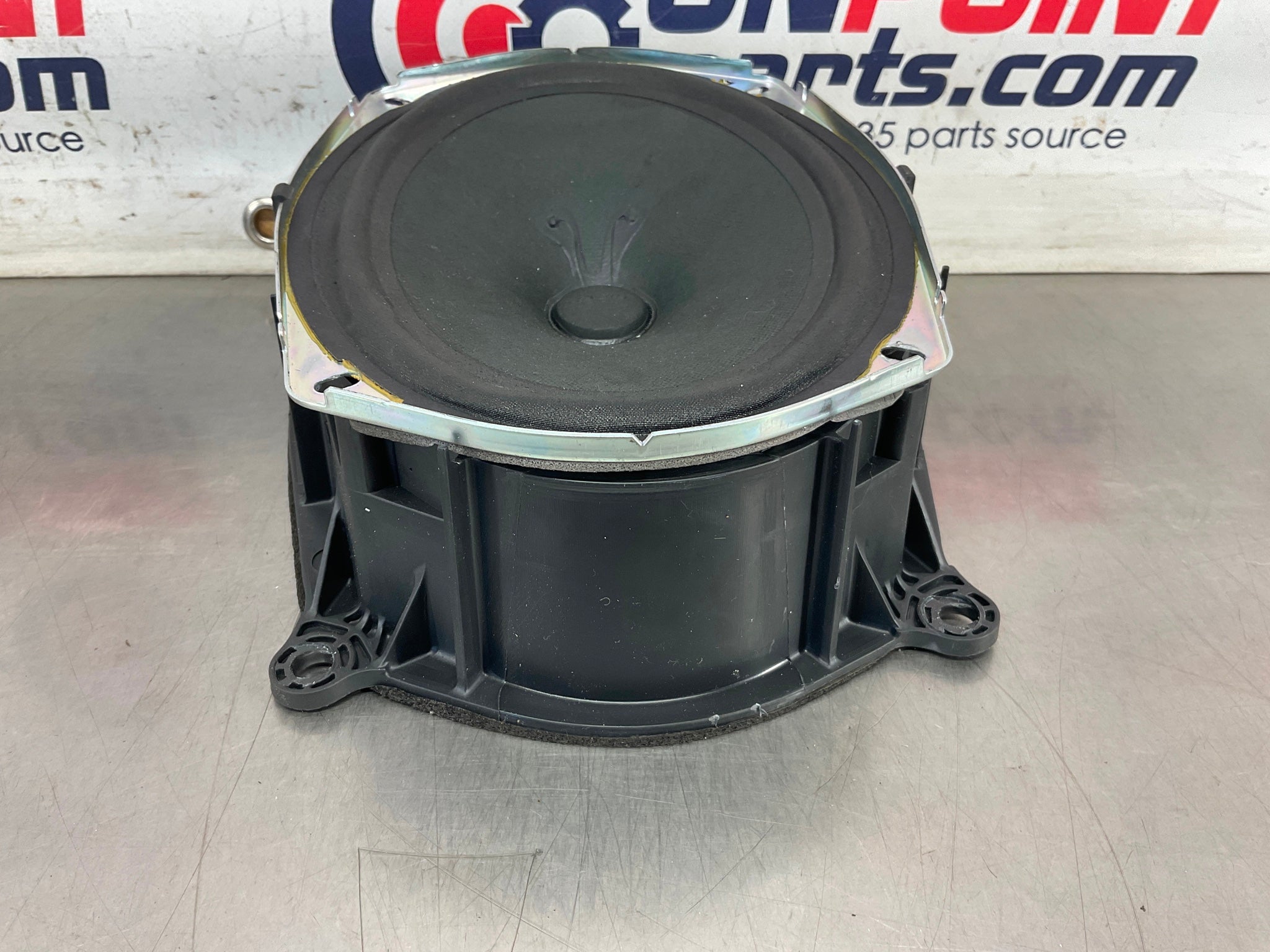 2016 Nissan 370Z Passenger Right Bose Door Speaker Bracket 28157