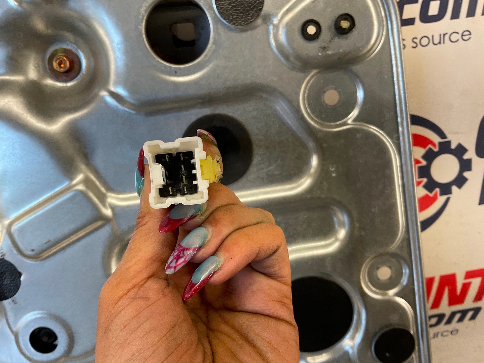 2004 Nissan 350Z Driver Left Window Regulator Motor Assembly 80731 OEM 14BEQE3 - On Point Parts Inc