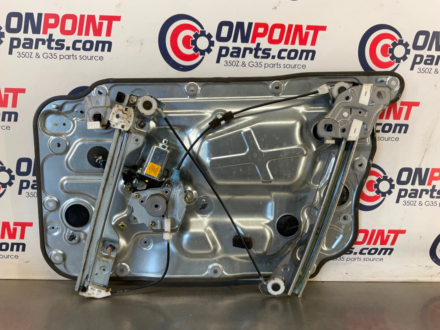 2004 Nissan 350Z Driver Left Window Regulator Motor Assembly 80731 OEM 14BEQE3 - On Point Parts Inc