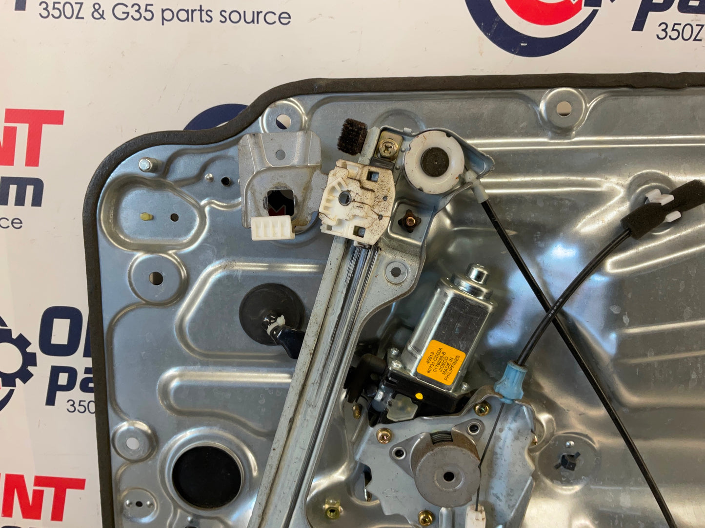 2004 Nissan 350Z Driver Left Window Regulator Motor Assembly 80731 OEM 14BEQE3 - On Point Parts Inc