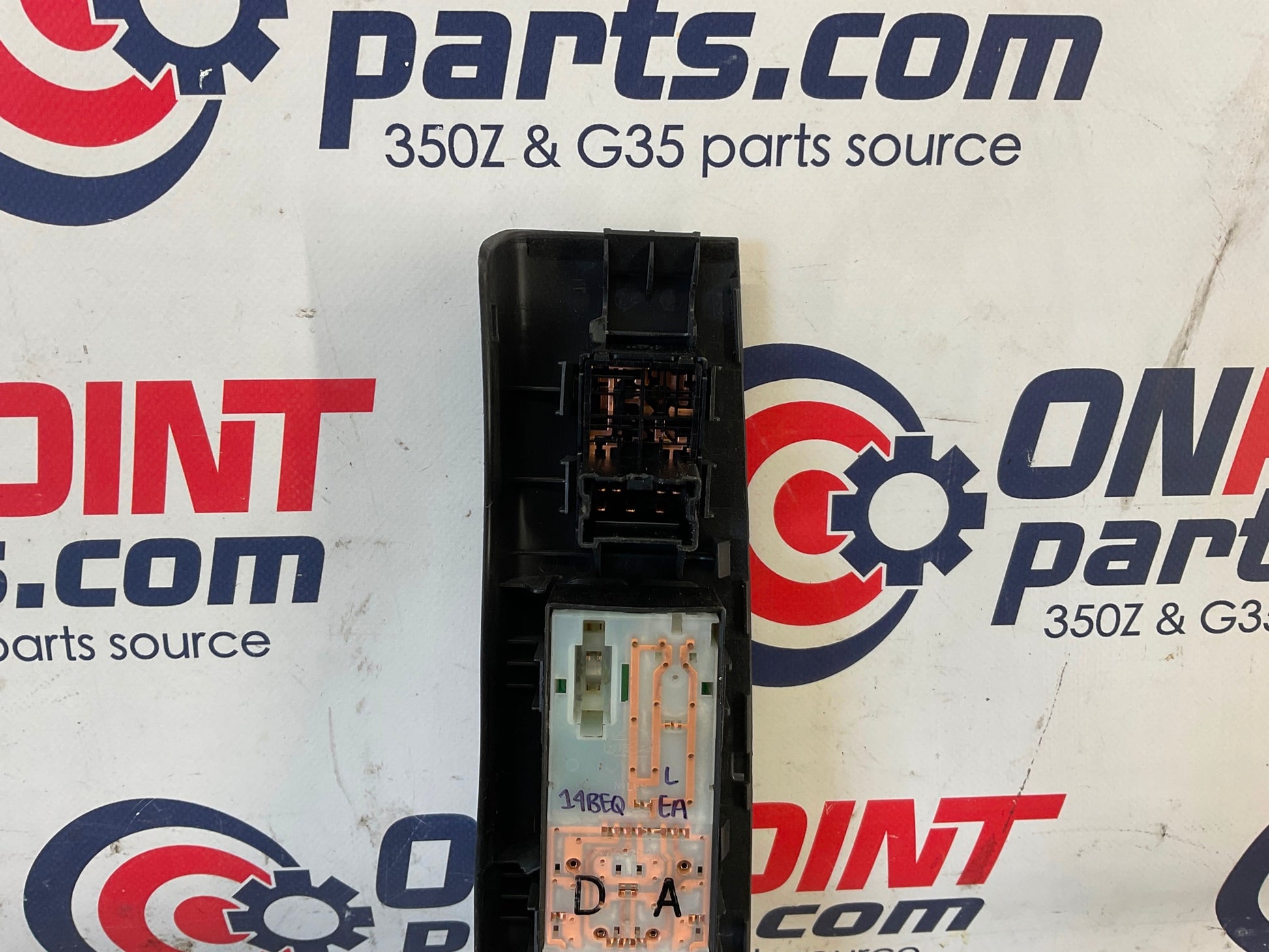 2004 Nissan 350Z Driver Left Master Door Lock Window Switches 80961 OEM 14BEQEA - On Point Parts Inc