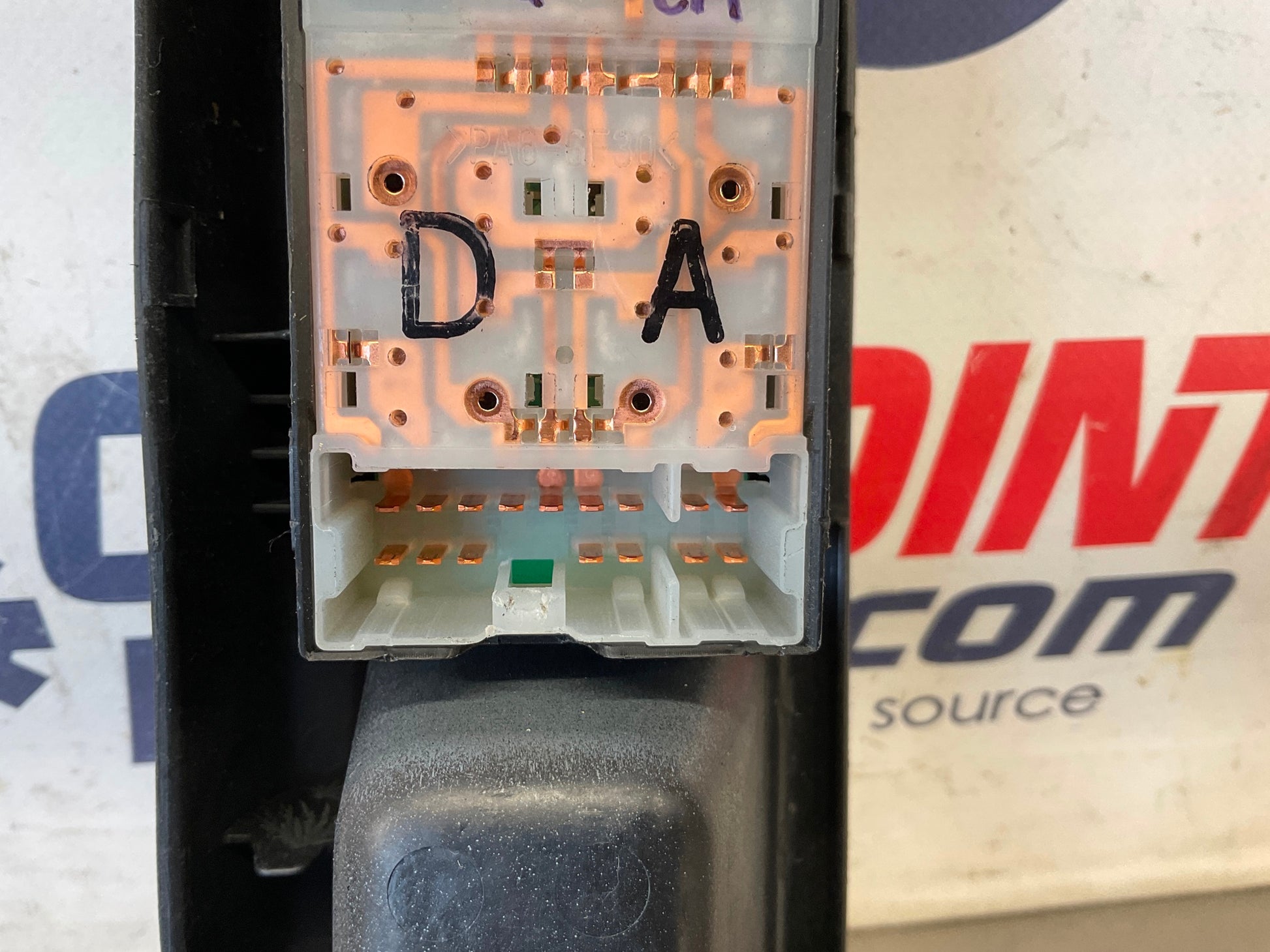 2004 Nissan 350Z Driver Left Master Door Lock Window Switches 80961 OEM 14BEQEA - On Point Parts Inc