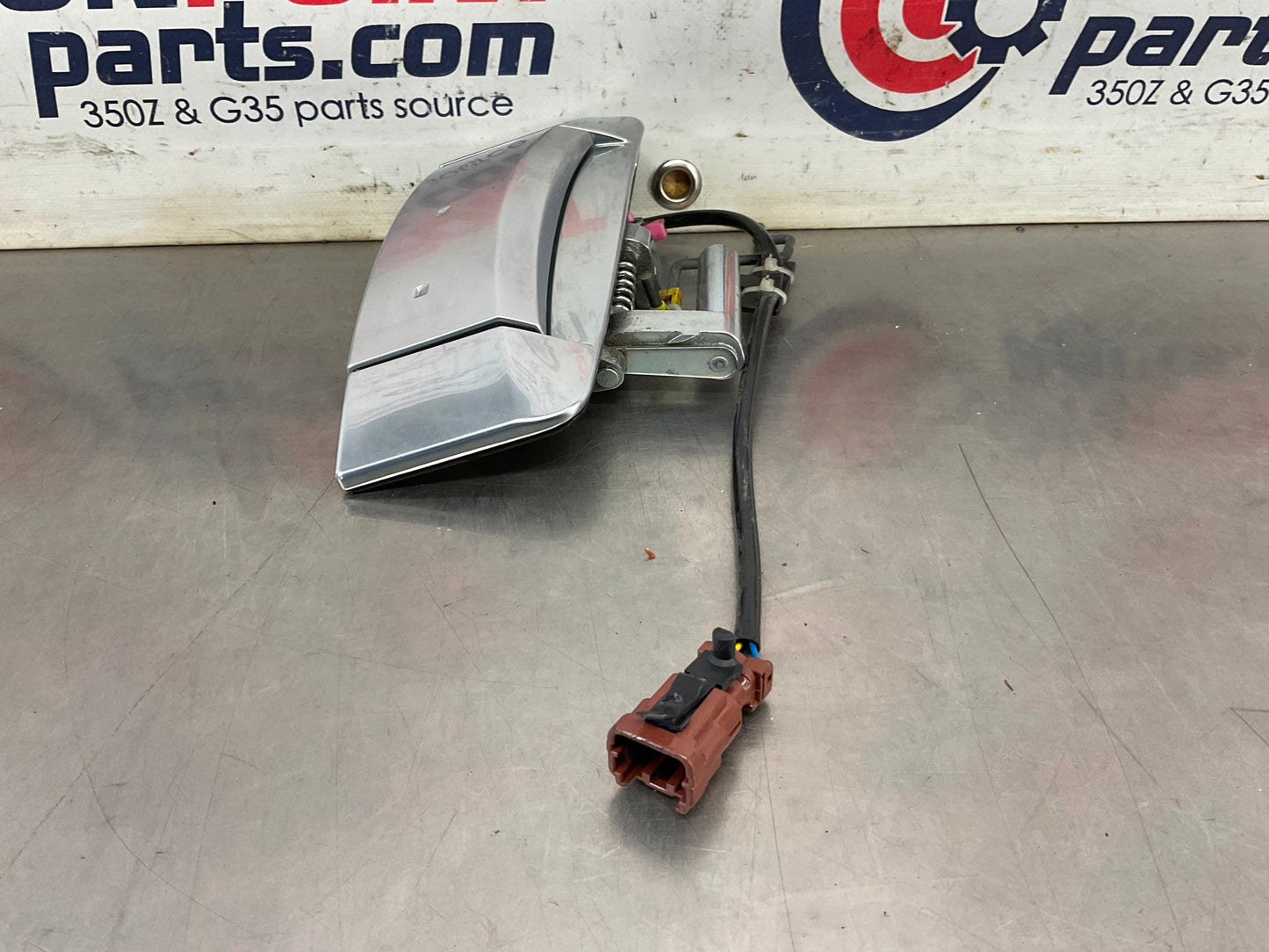 2004 Nissan 350Z Driver Left Exterior Door Handle OEM 14BEQEA - On Point Parts Inc