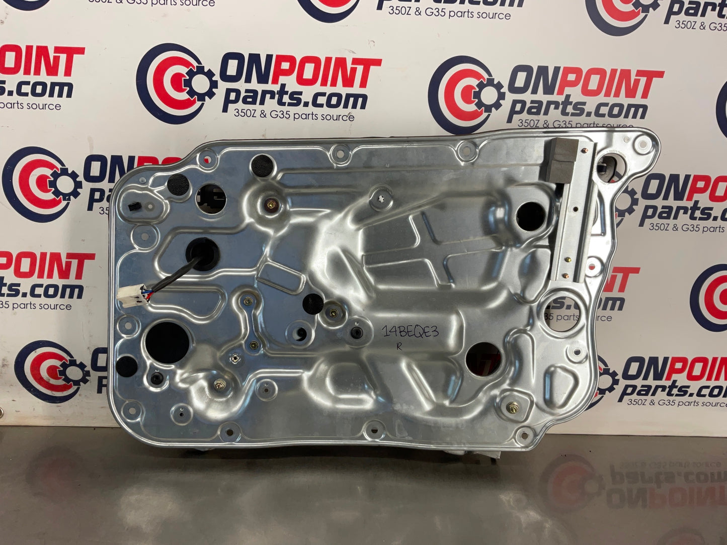 2004 Nissan 350Z Passenger Right Window Regulator Motor Assembly OEM 14BEQE3 - On Point Parts Inc