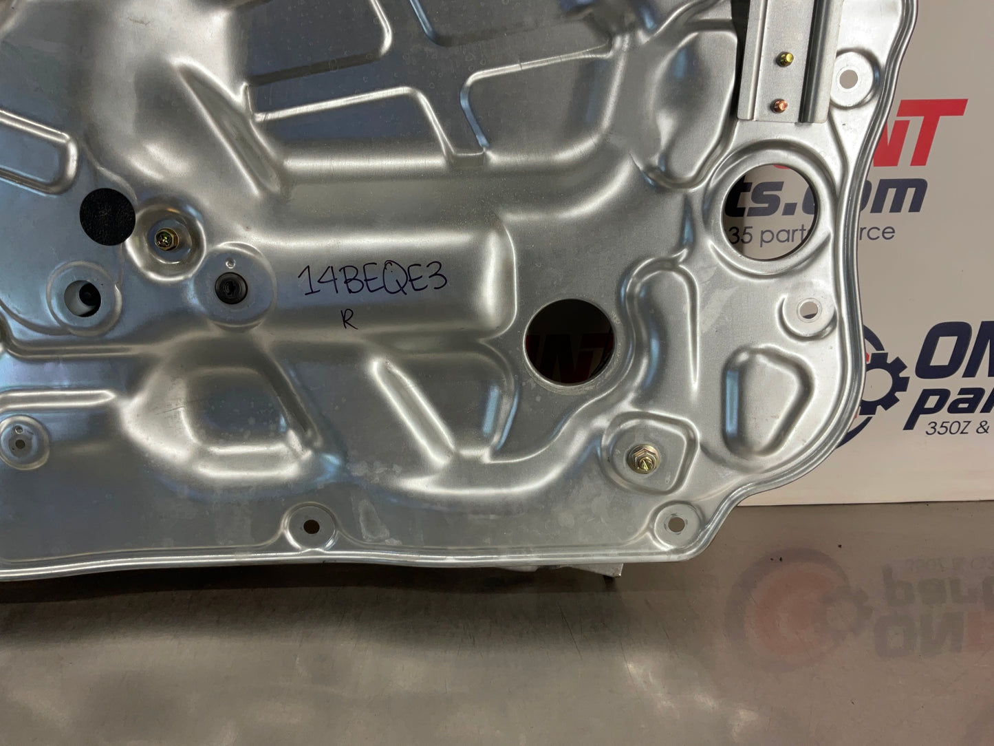 2004 Nissan 350Z Passenger Right Window Regulator Motor Assembly OEM 14BEQE3 - On Point Parts Inc