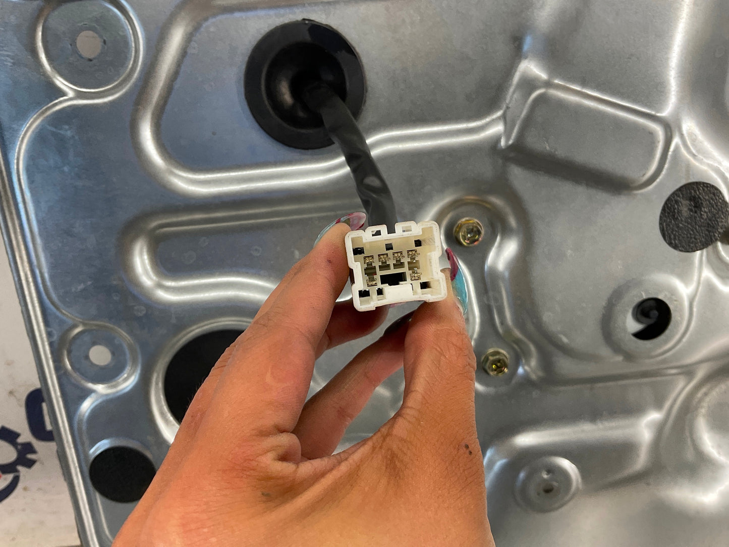 2004 Nissan 350Z Passenger Right Window Regulator Motor Assembly OEM 14BEQE3 - On Point Parts Inc