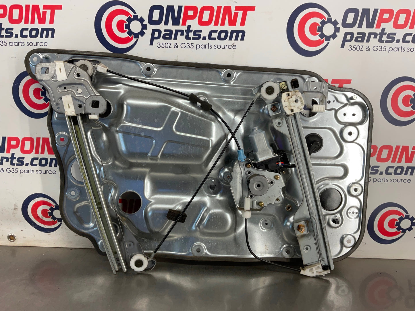 2004 Nissan 350Z Passenger Right Window Regulator Motor Assembly OEM 14BEQE3 - On Point Parts Inc