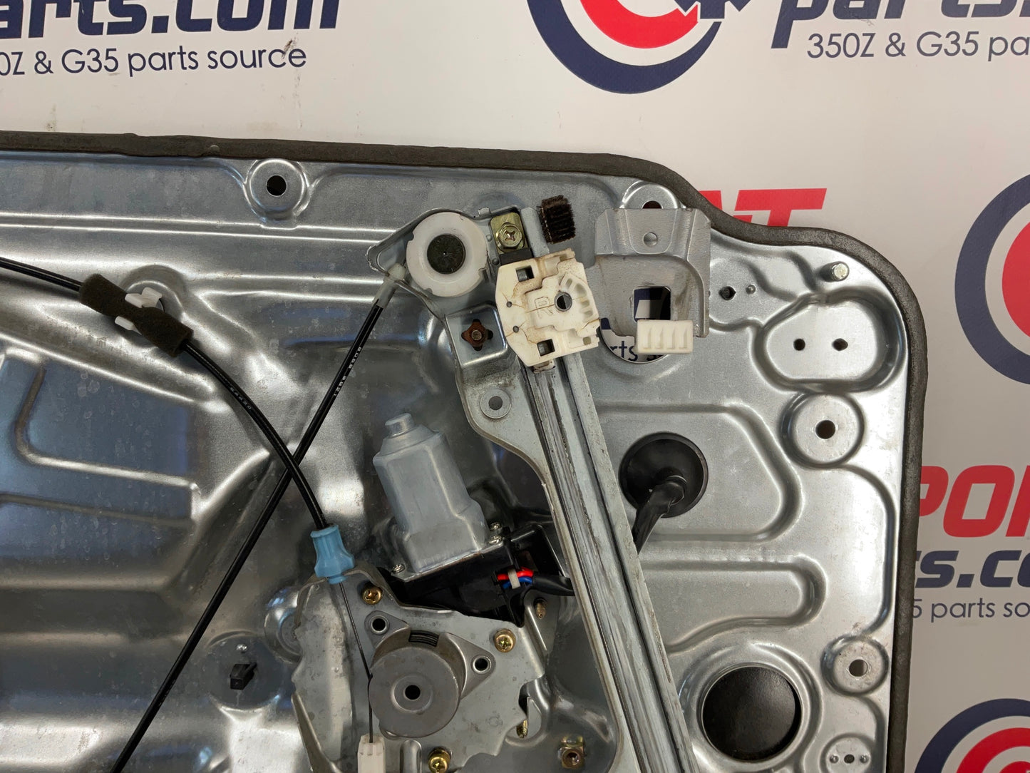2004 Nissan 350Z Passenger Right Window Regulator Motor Assembly OEM 14BEQE3 - On Point Parts Inc
