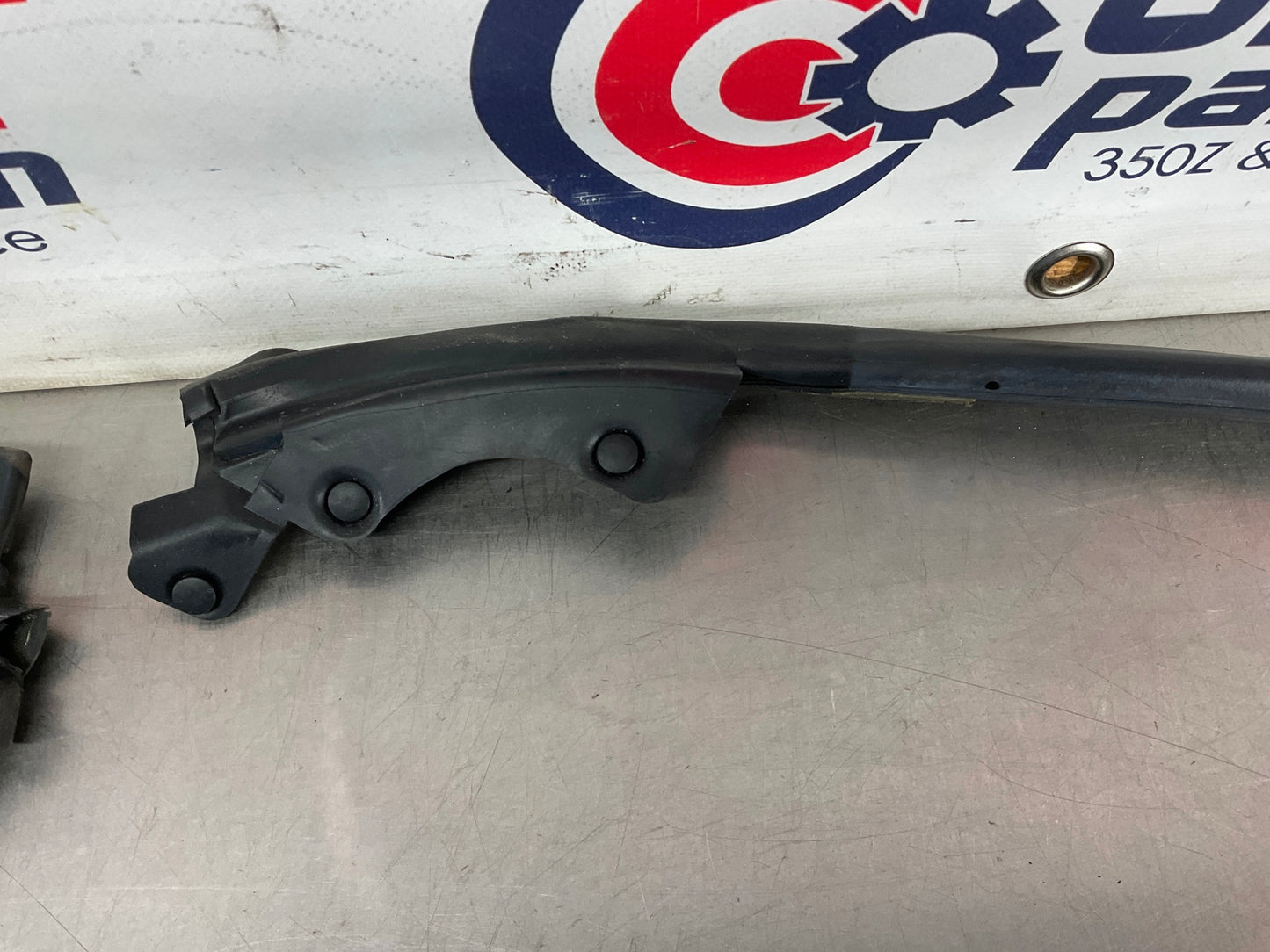 2004 Nissan 350Z Driver Left Lower Door Seal 80831 OEM 14BEQEA - On Point Parts Inc