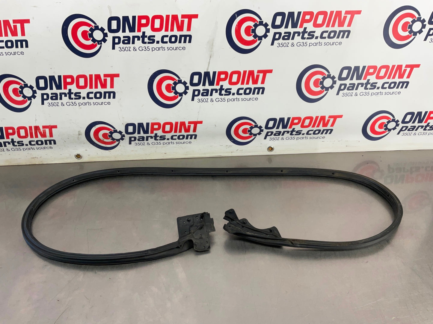2004 Nissan 350Z Driver Left Lower Door Seal 80831 OEM 14BEQEA - On Point Parts Inc