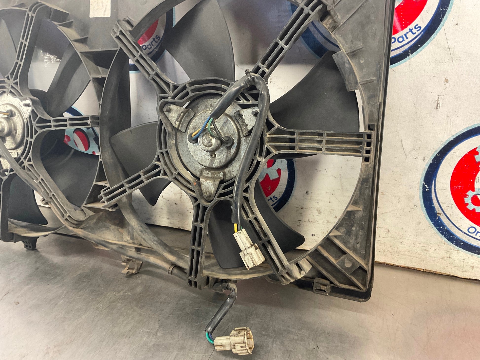 2005 Infiniti G35 Radiator Cooling Fans OEM 14BI7D3 - On Point Parts Inc