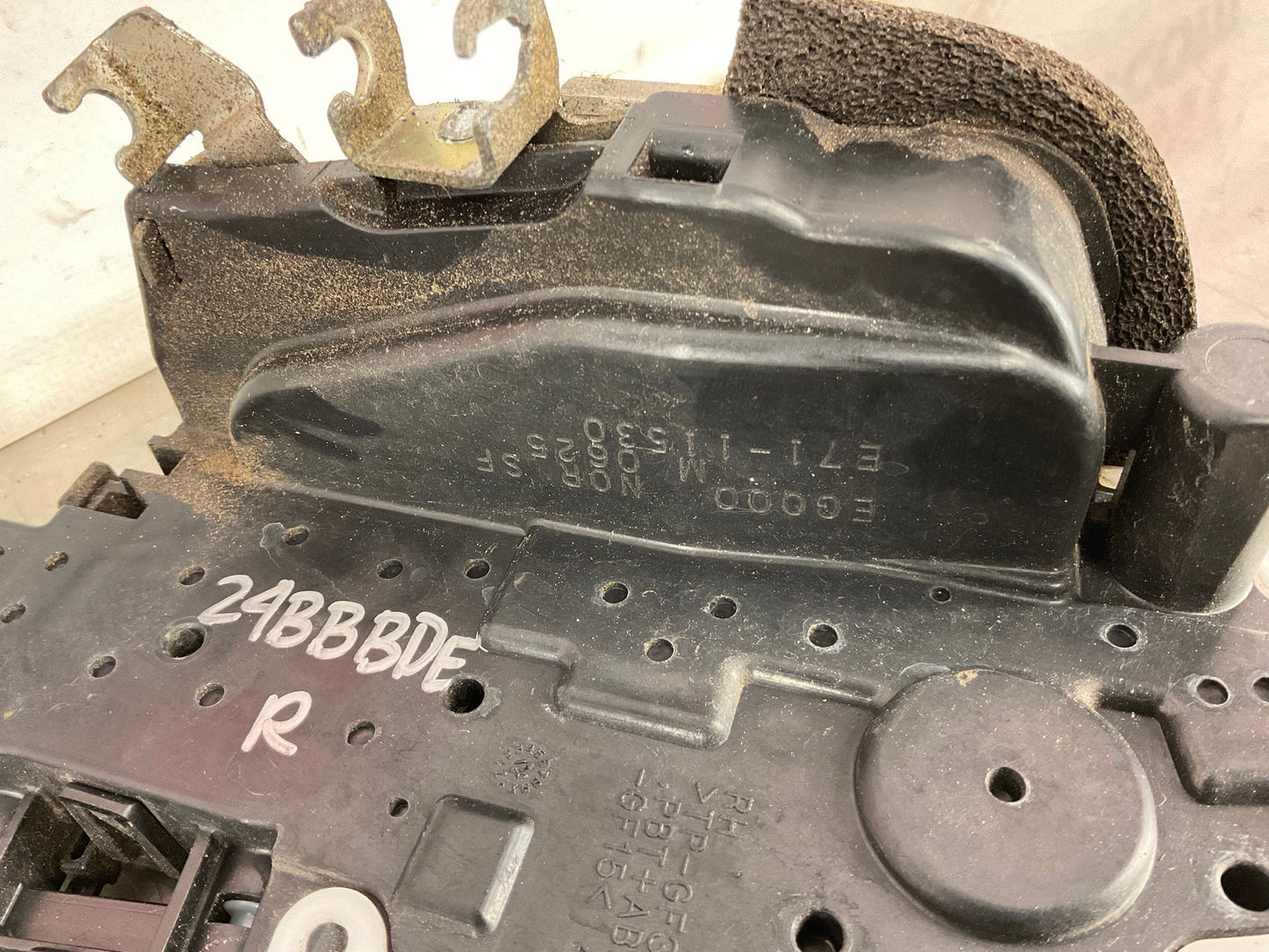 2010 Nissan 370Z Passenger Right Door Lock Actuator OEM 24BBBDE - On Point Parts Inc