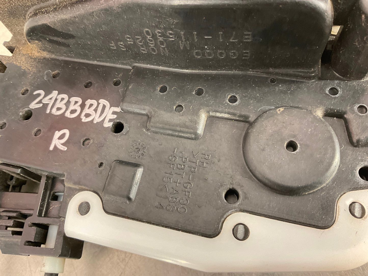 2010 Nissan 370Z Passenger Right Door Lock Actuator OEM 24BBBDE - On Point Parts Inc