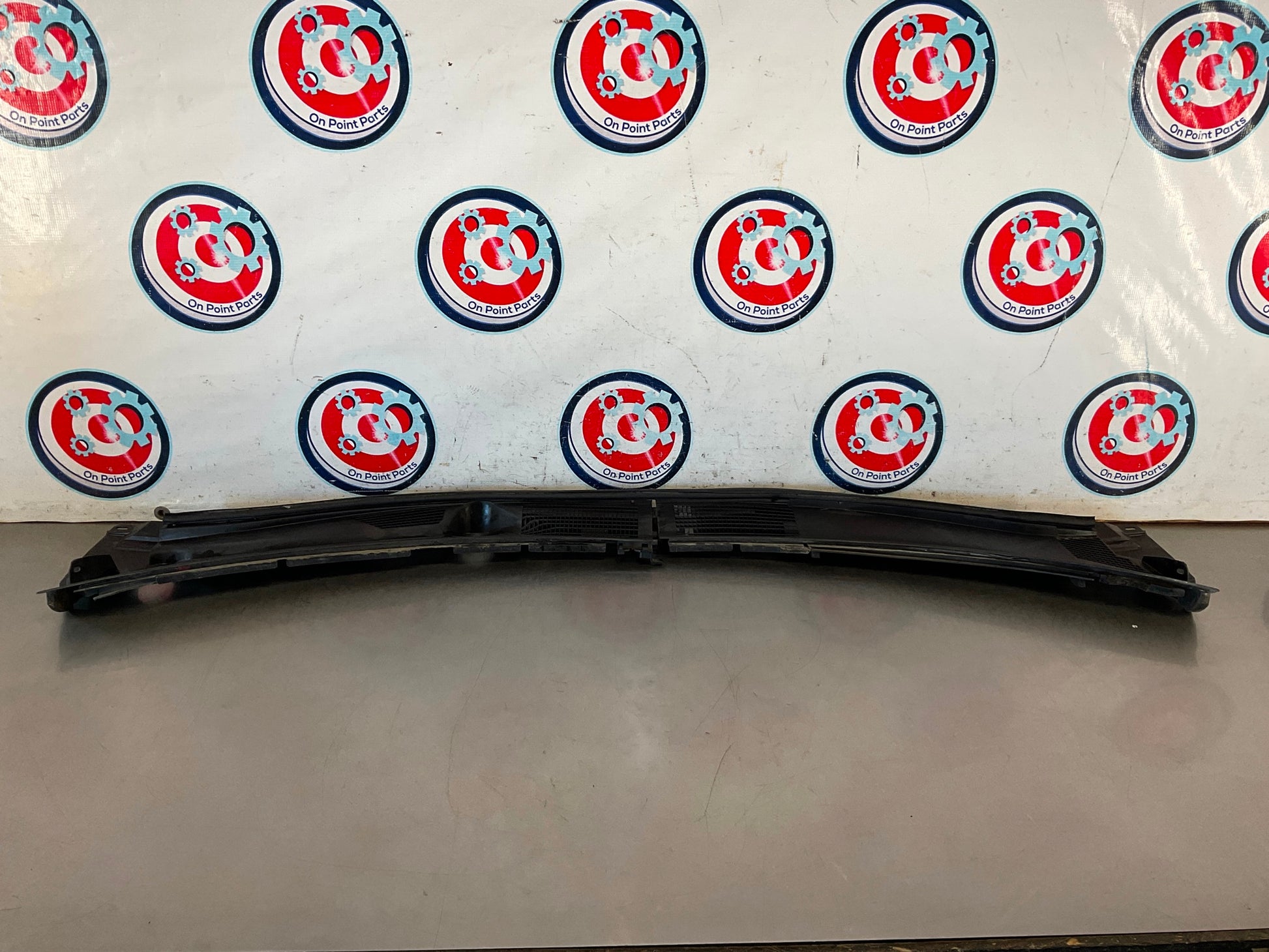 2008 Infiniti G37 Windshield Cowl Assembly OEM 13BI0D3 - On Point Parts Inc