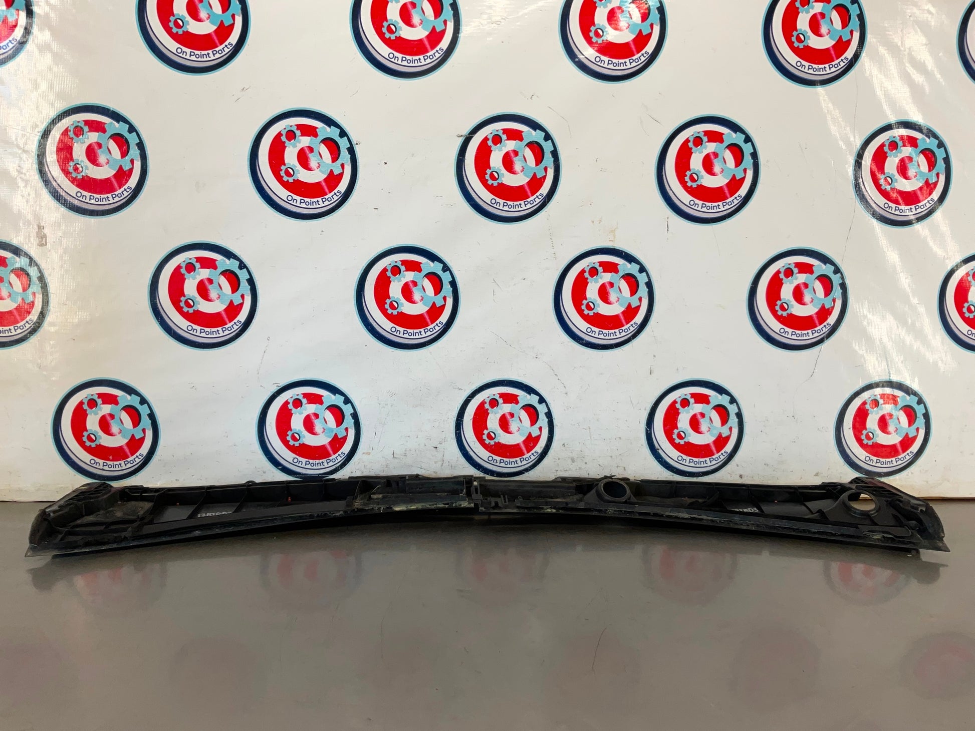 2008 Infiniti G37 Windshield Cowl Assembly OEM 13BI0D3 - On Point Parts Inc