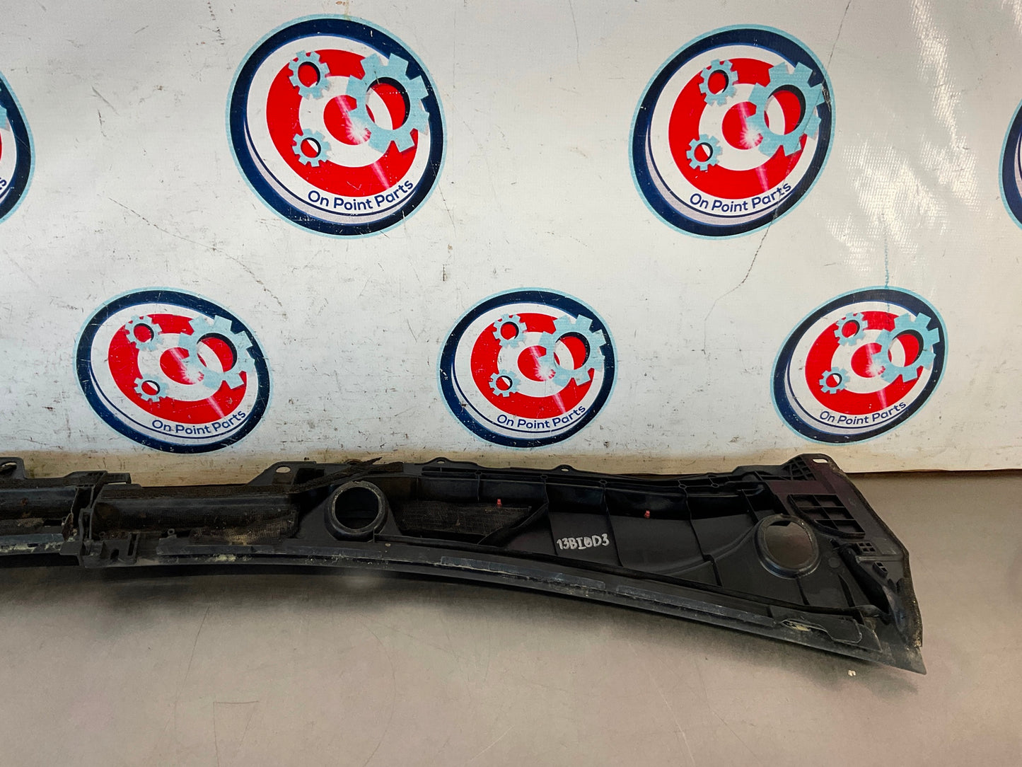 2008 Infiniti G37 Windshield Cowl Assembly OEM 13BI0D3 - On Point Parts Inc