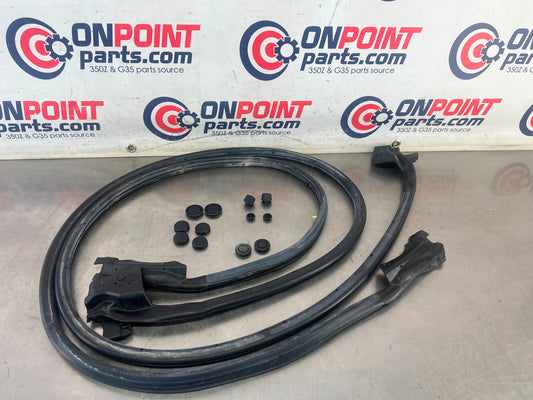 2004 Nissan 350Z Convertible Driver Passenger Door Shell Seals OEM 25BF9EC - On Point Parts Inc