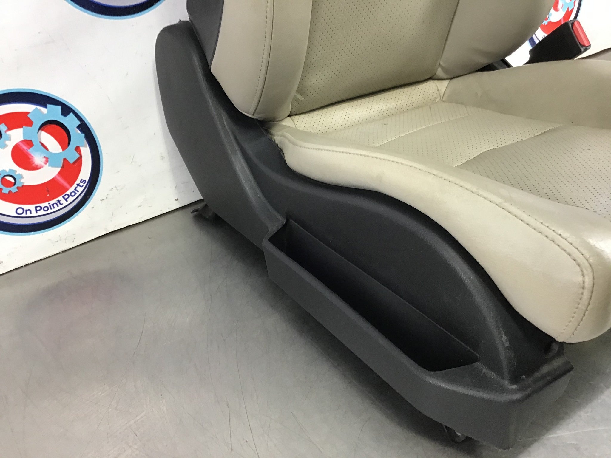 2005 Nissan 350Z Passenger Right Front Convertible Powered Seat