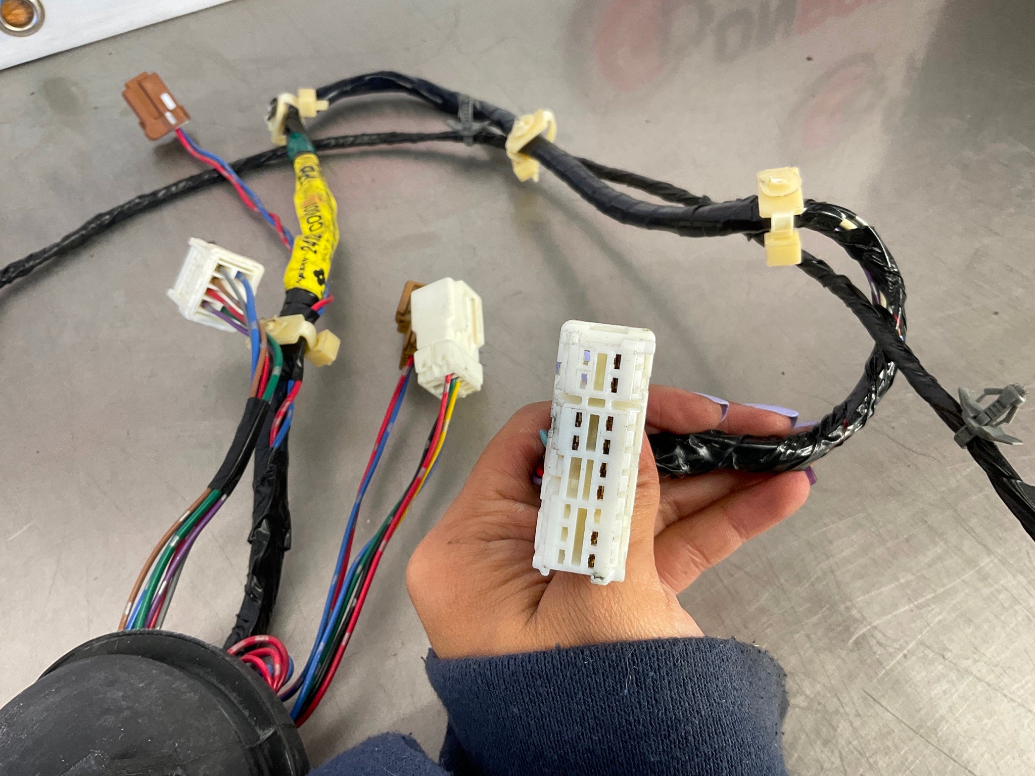 03-09 Nissan 350Z Passenger Right Door Wiring Harness 24124CD001