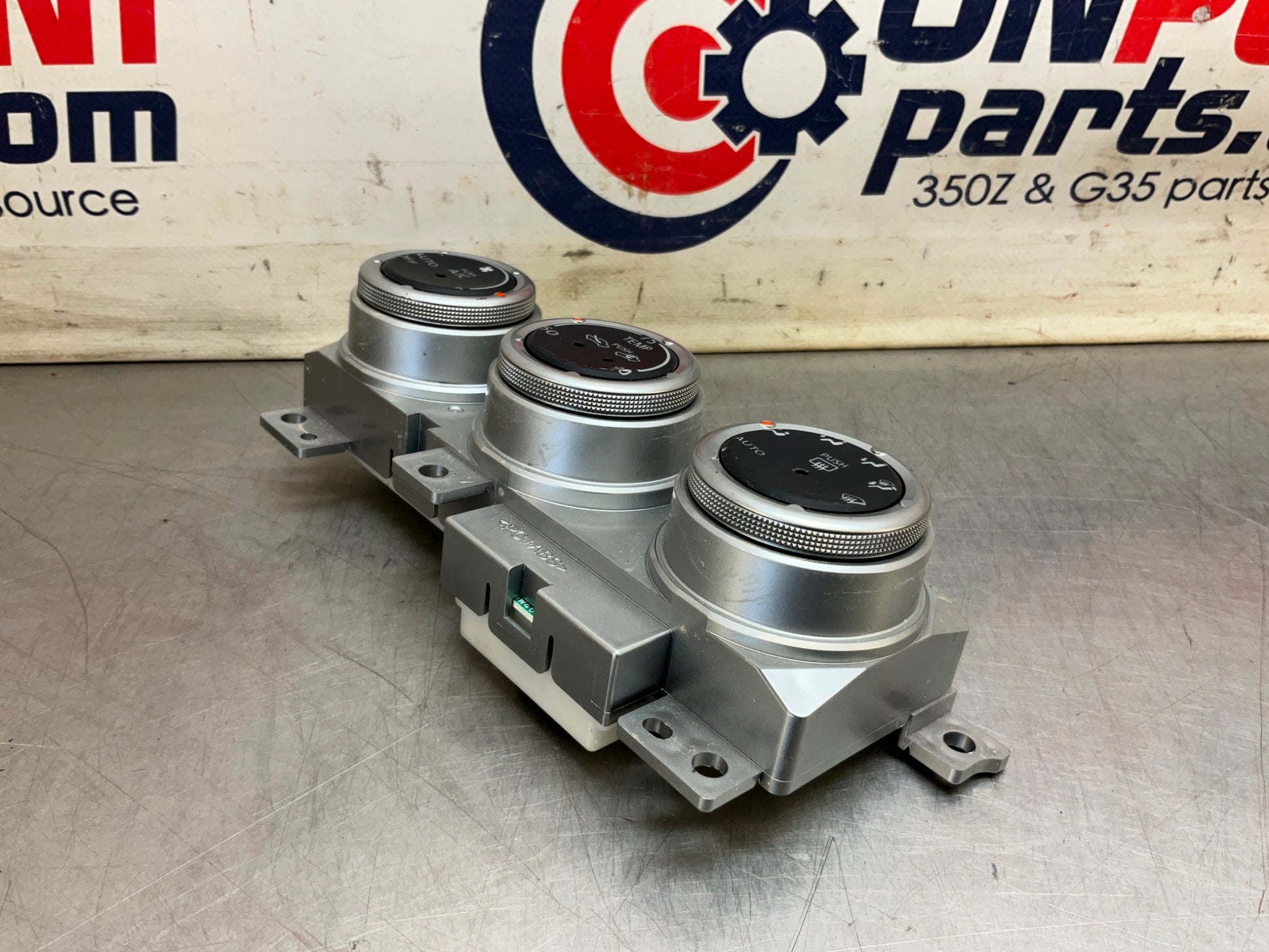 2014 Nissan 370Z Center Dash AC Climate Controls OEM 23BDSDC - On Point Parts Inc