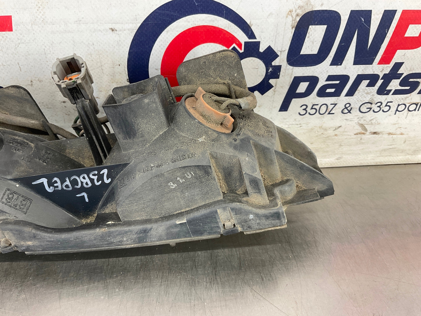 2003 Nissan 350Z Driver Left Rear Bumper Turn Signal OEM 23BCPE2 - On Point Parts Inc