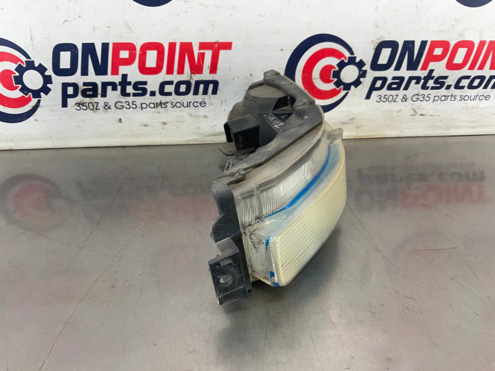 2003 Nissan 350Z Driver Left Rear Bumper Turn Signal OEM 23BCPE2 - On Point Parts Inc