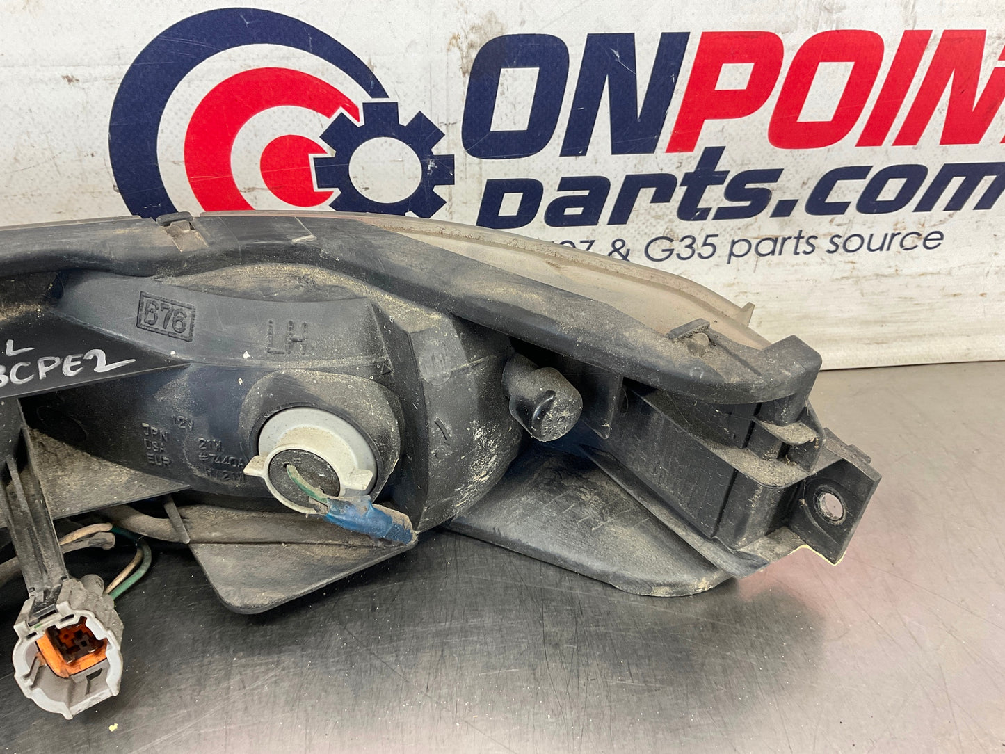 2003 Nissan 350Z Driver Left Rear Bumper Turn Signal OEM 23BCPE2 - On Point Parts Inc