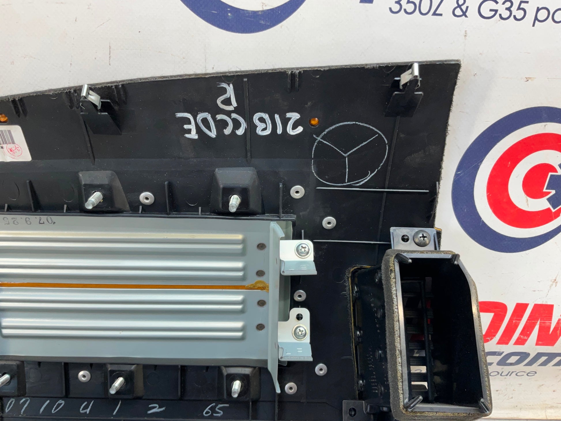 2008 Nissan 350Z Passenger Right Upper Dash Panel with Vent OEM 21BCCDE - On Point Parts Inc