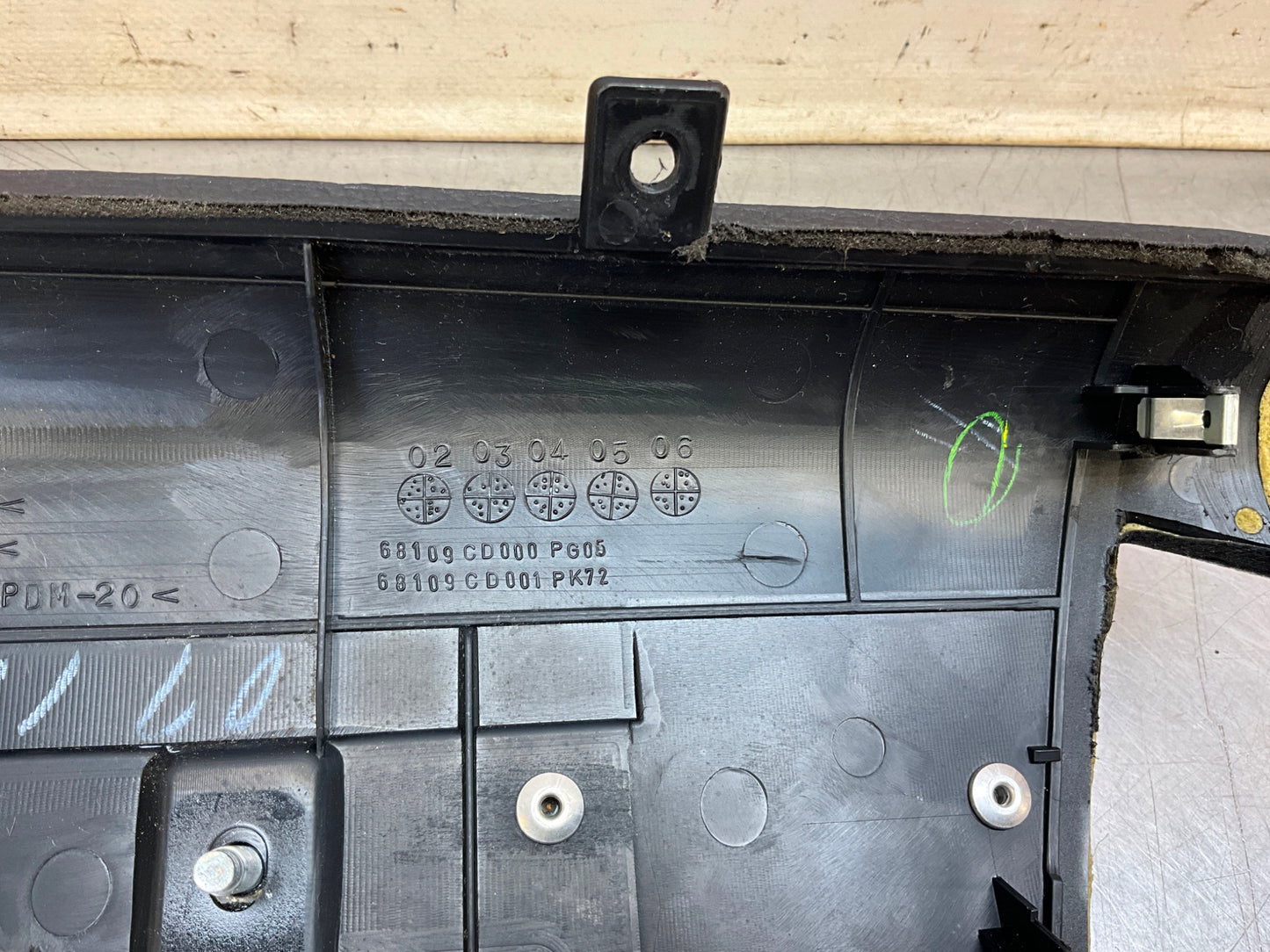 2008 Nissan 350Z Passenger Right Upper Dash Panel with Vent OEM 21BCCDE - On Point Parts Inc