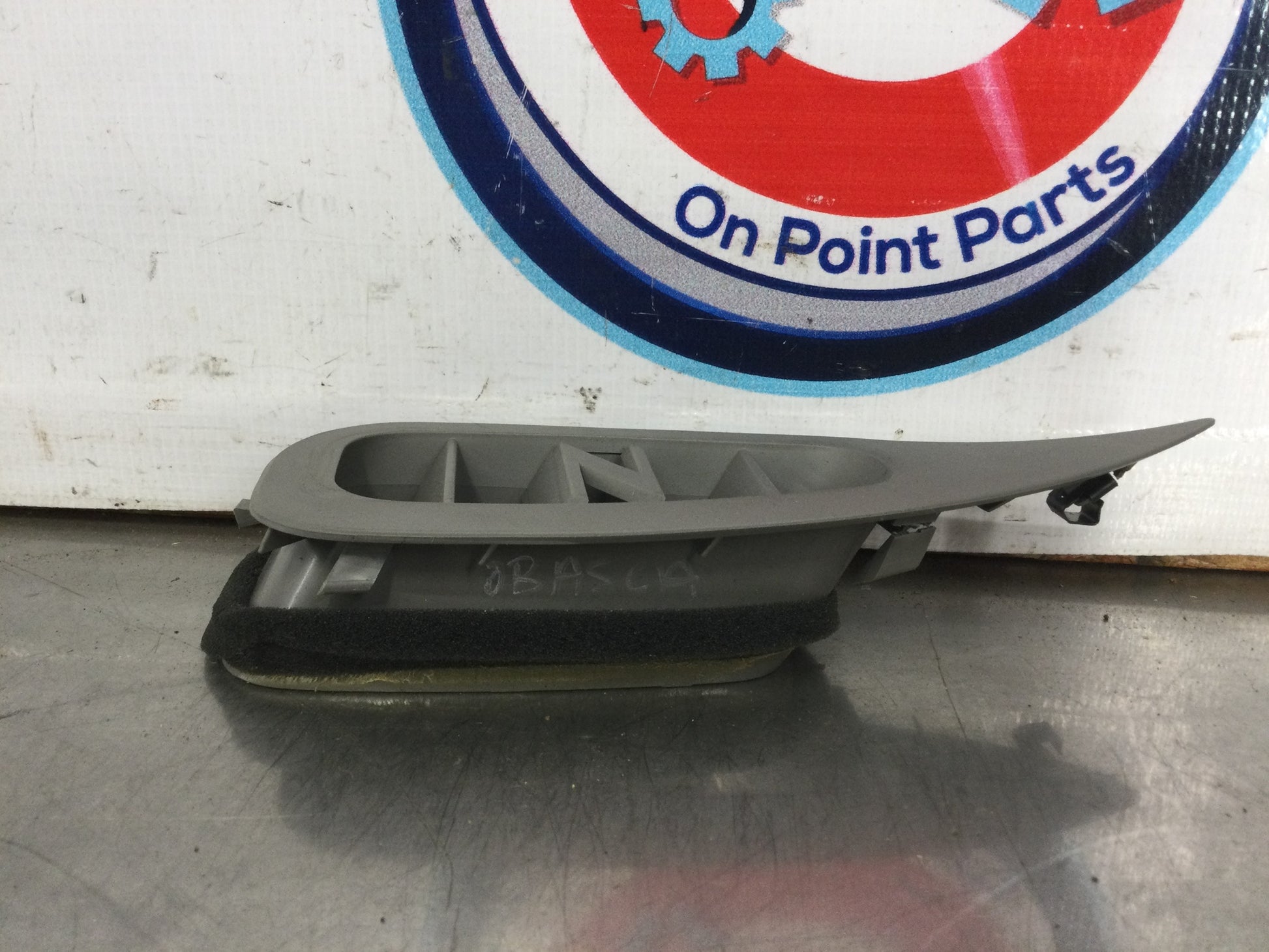 2006 Nissan 350Z Driver Left Dash Z Air Vent Trim 68421 OEM 0BASCA - On Point Parts Inc