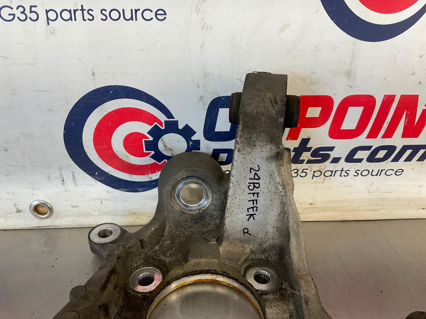 2005 Infiniti G35 Passenger Right Rear Knuckle Axle Housing OEM 24BFFEK - On Point Parts Inc