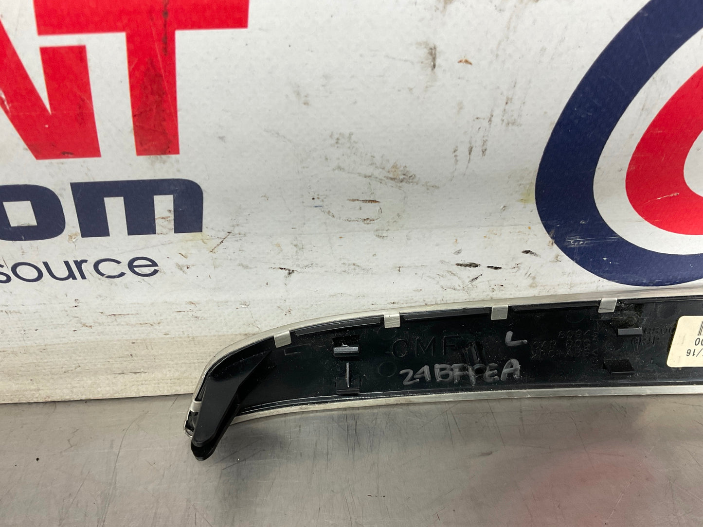 2005 Infiniti G35 Driver Left Door Grip Handle Trim 80945 OEM 24BFFEA - On Point Parts Inc