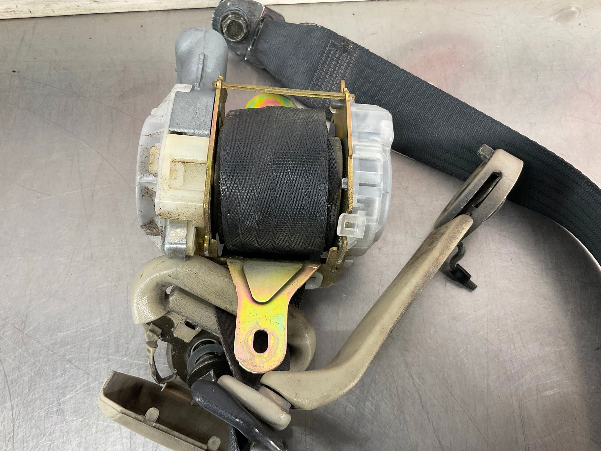 2005 Infiniti G35 Coupe Driver Left Seat Belt Retractor Tensioner OEM 24BFFEA - On Point Parts Inc