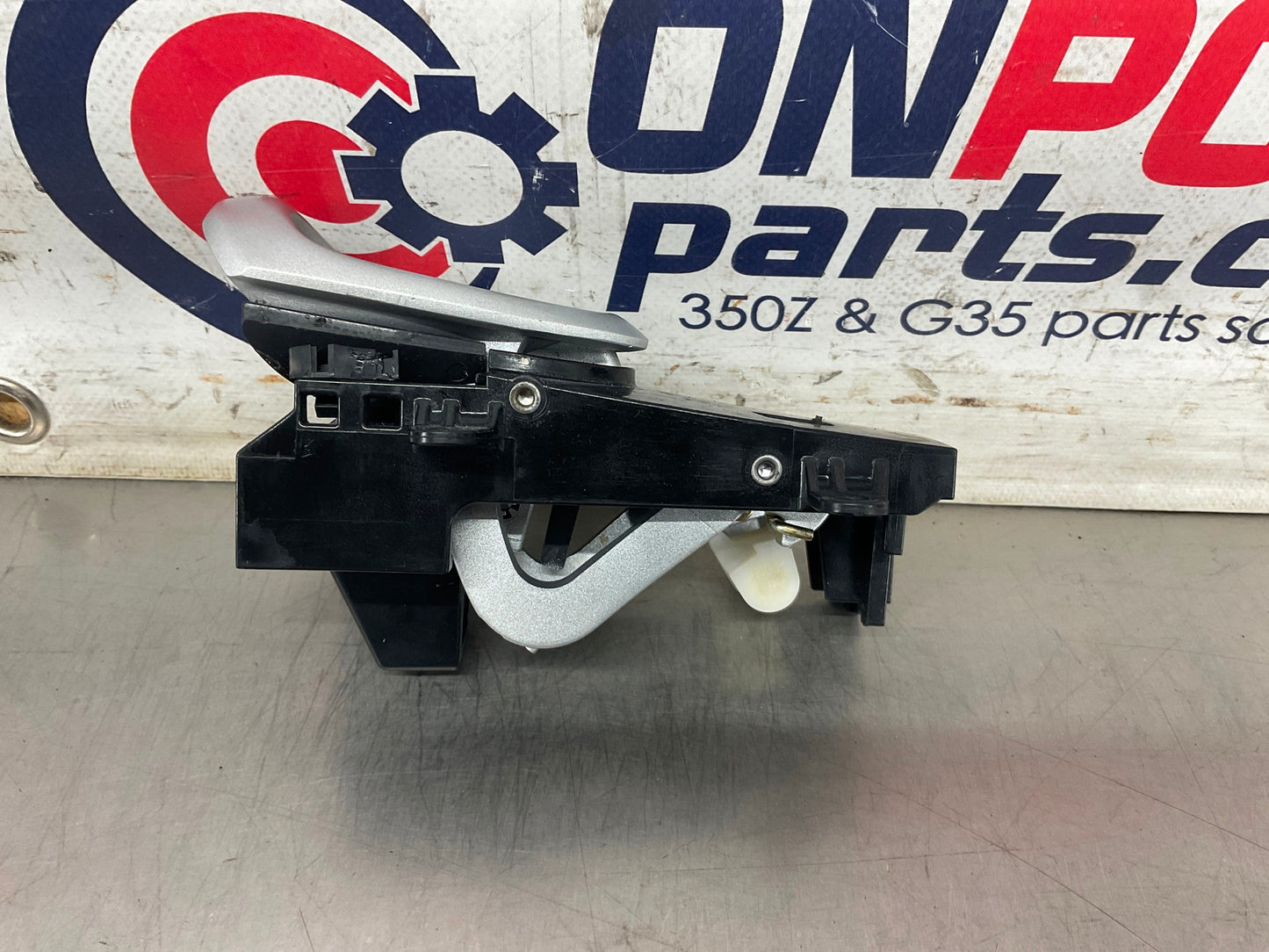 2003 Nissan 350Z Passenger Right Door Handle 80670 OEM 23BCPEE - On Point Parts Inc