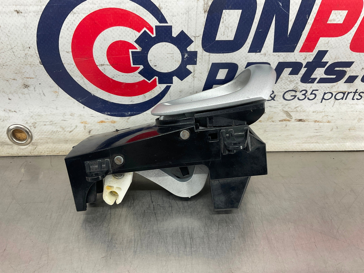 2003 Nissan 350Z Passenger Right Door Handle 80670 OEM 23BCPEE - On Point Parts Inc