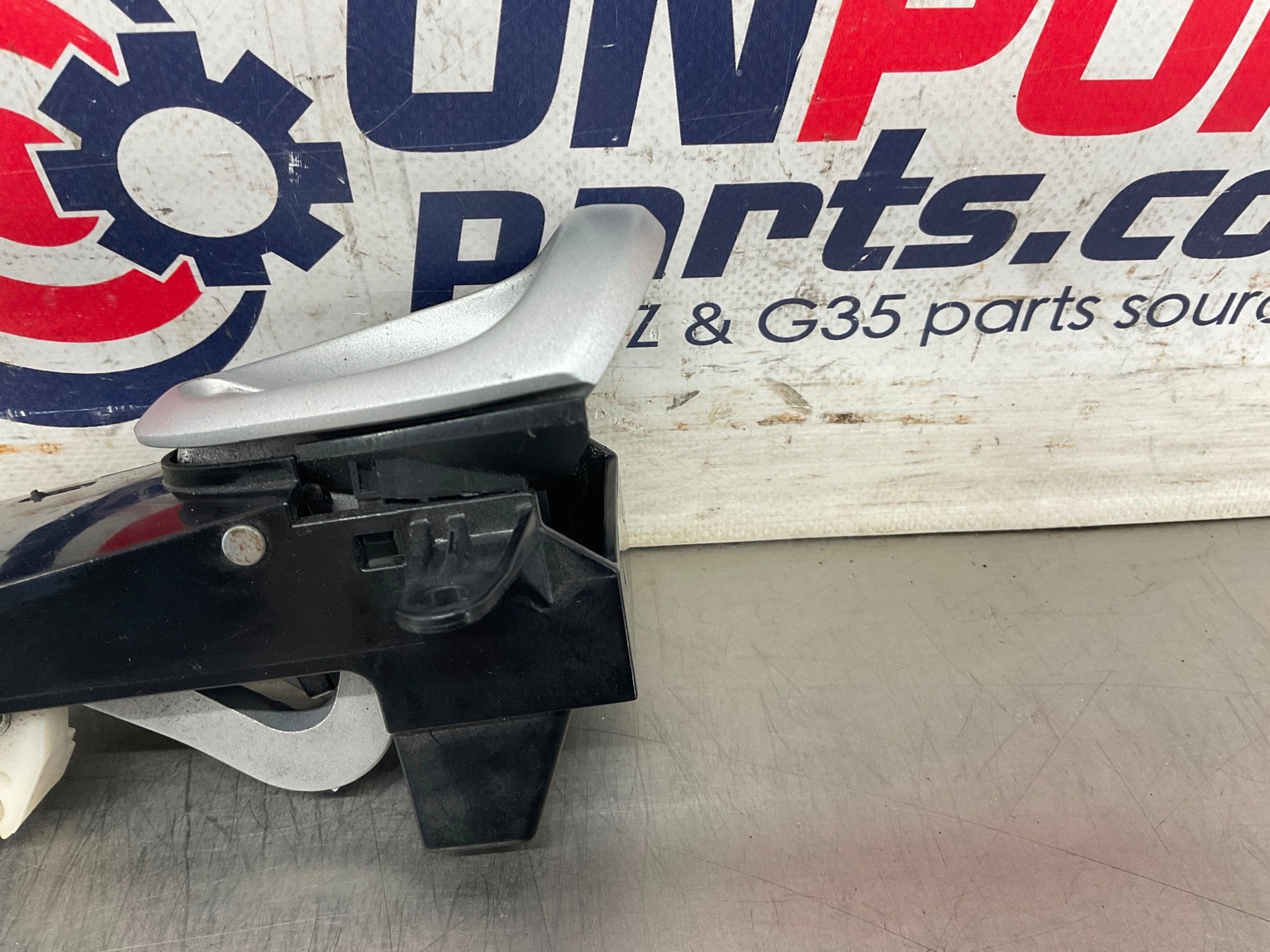 2003 Nissan 350Z Passenger Right Door Handle 80670 OEM 23BCPEE - On Point Parts Inc