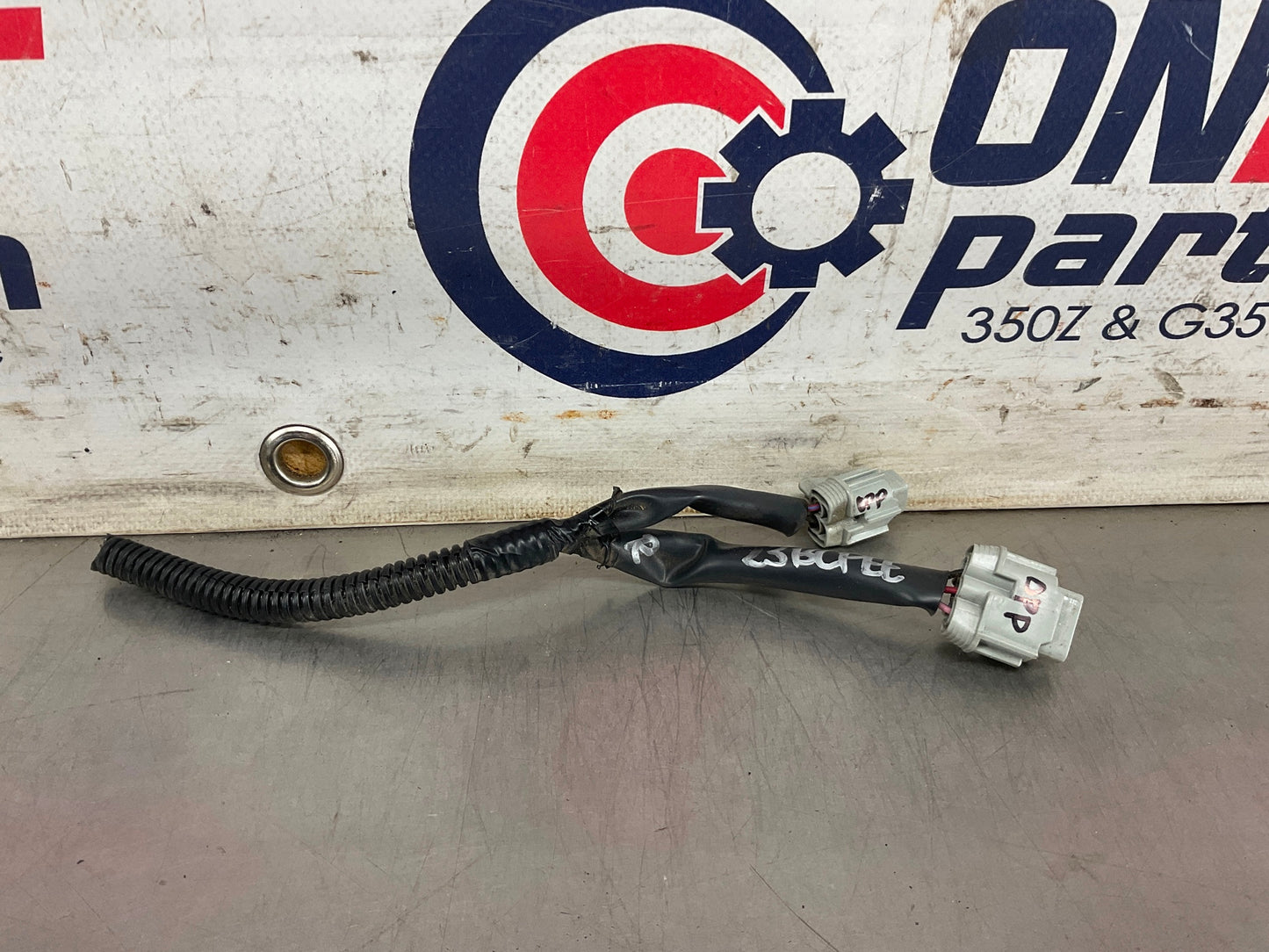 2003 Nissan 350Z Passenger Right Tail Light Pig Tail Connector OEM 23BCPEE - On Point Parts Inc