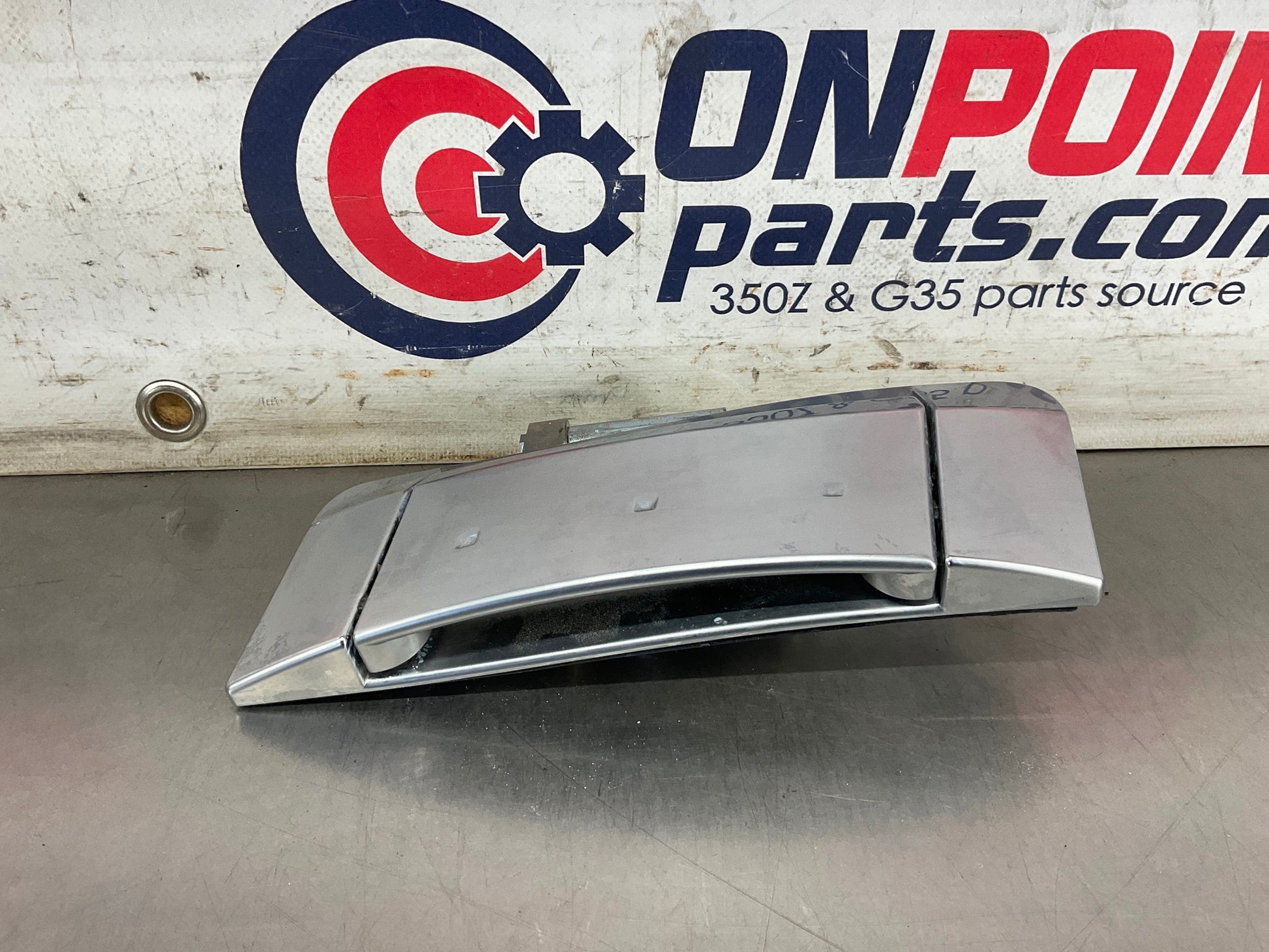 2003 Nissan 350Z Passenger Right Exterior Door Handle 80606 OEM 23BCPEE - On Point Parts Inc