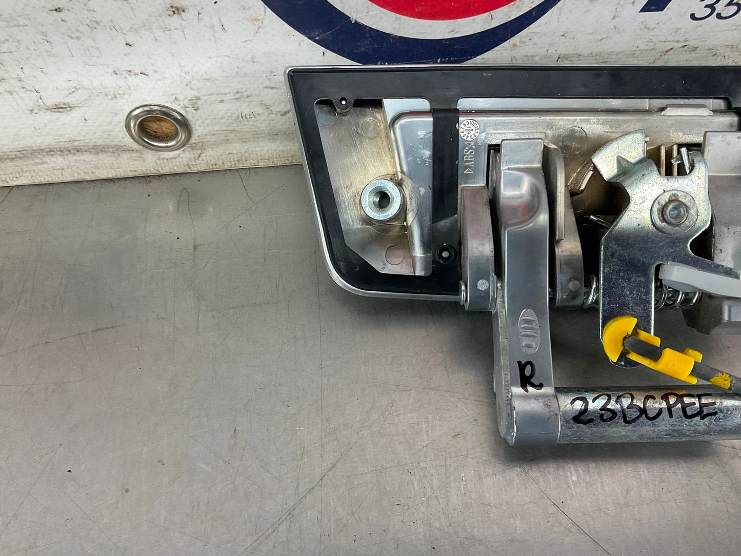 2003 Nissan 350Z Passenger Right Exterior Door Handle 80606 OEM 23BCPEE - On Point Parts Inc