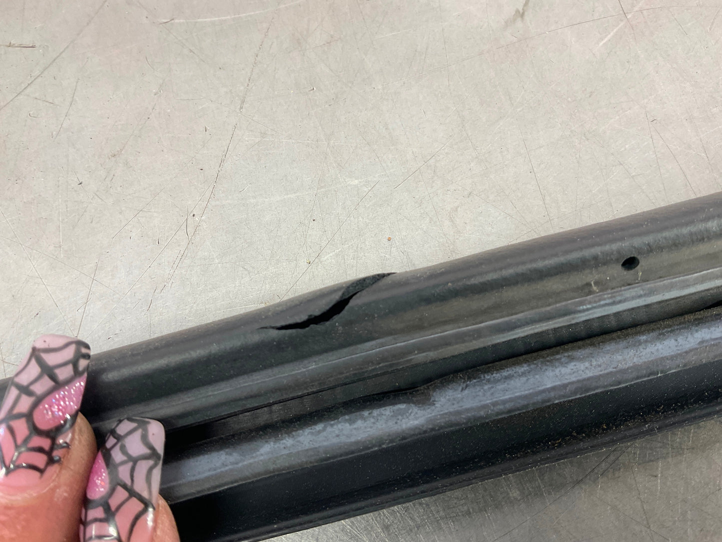 2003 Nissan 350Z Passenger Right Inner Door Seal 76921 OEM 23BCPEE - On Point Parts Inc