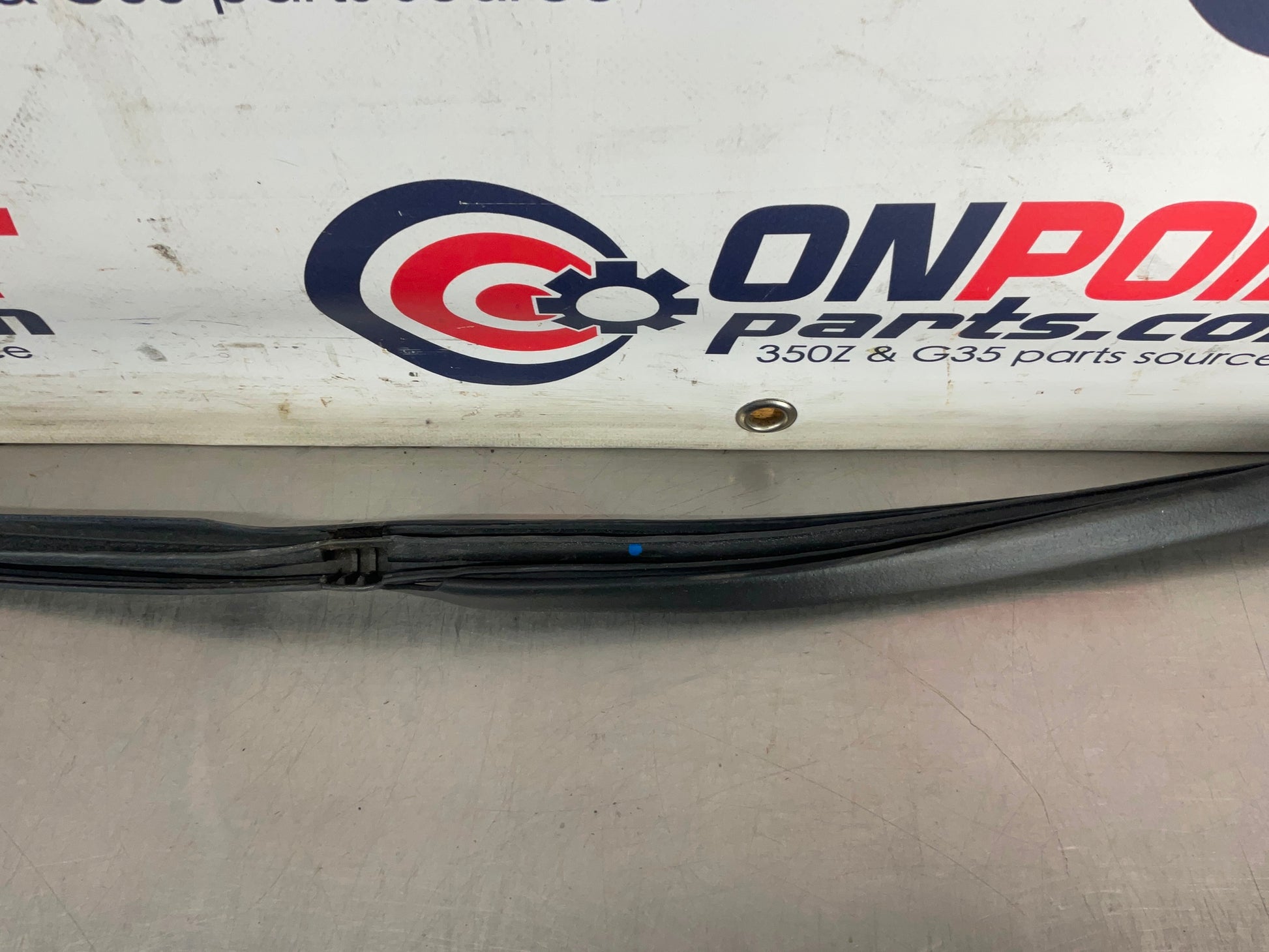 2003 Nissan 350Z Passenger Right Inner Door Seal 76921 OEM 23BCPEE - On Point Parts Inc