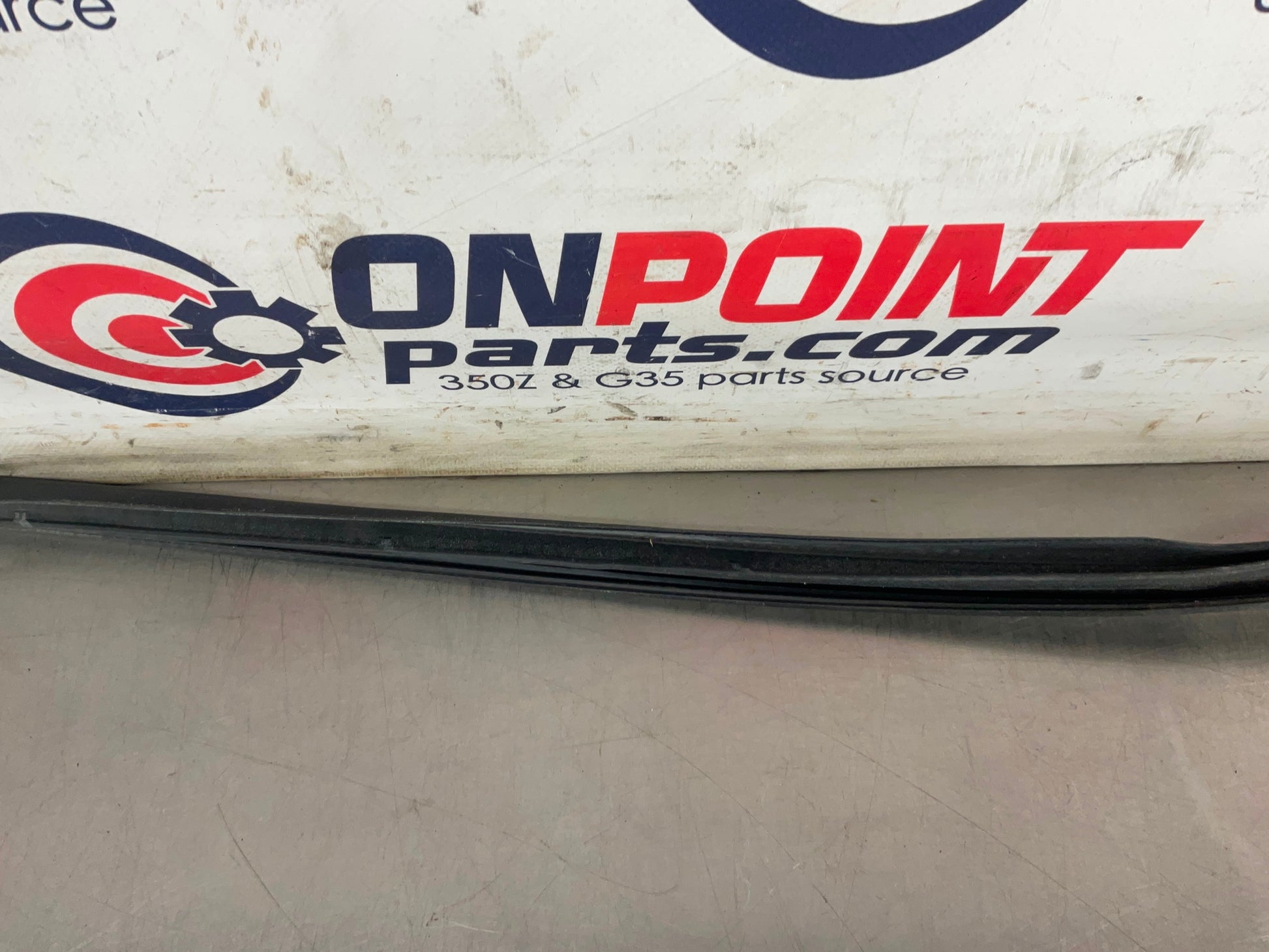 2003 Nissan 350Z Passenger Right Inner Door Seal 76921 OEM 23BCPEE - On Point Parts Inc